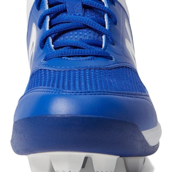 New Balance Blue and White Sneakers with Classic Design - Picture 4 of 6